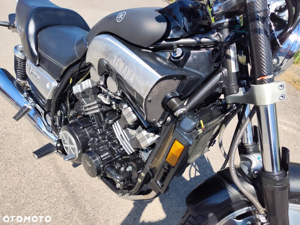 Yamaha Venture - 30