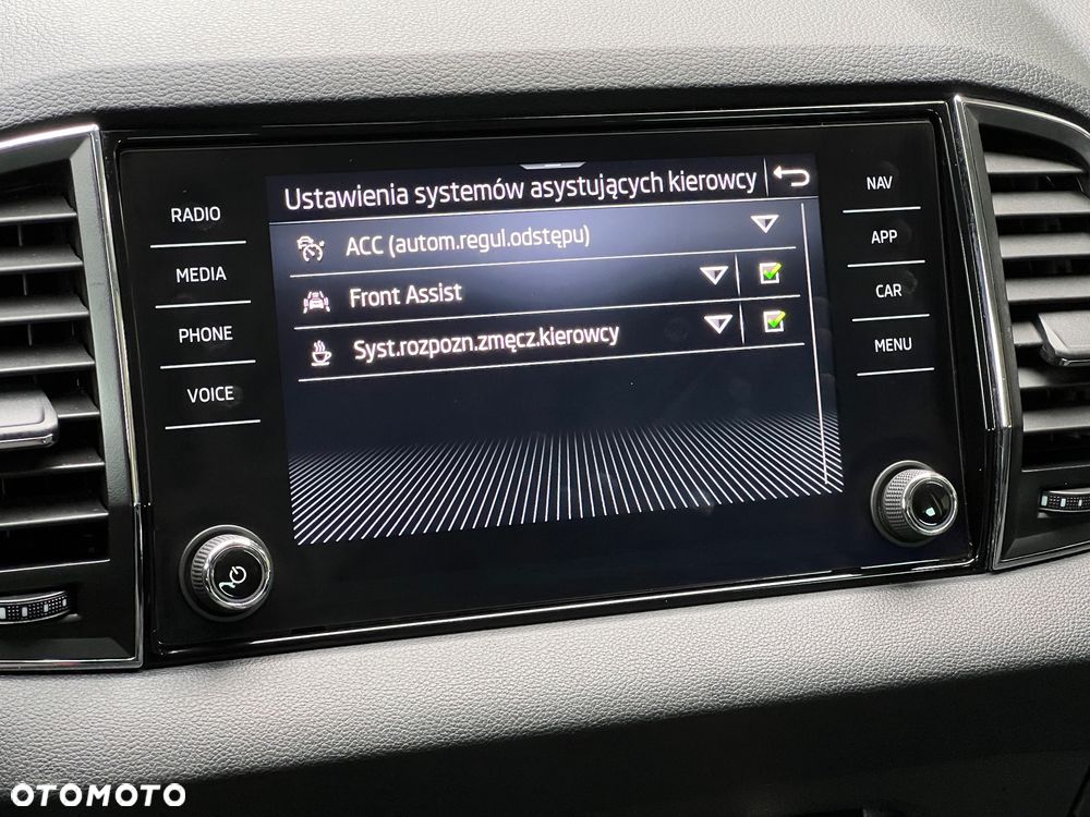 Skoda Karoq 2.0 TDI SCR 4x4 Style DSG - 27