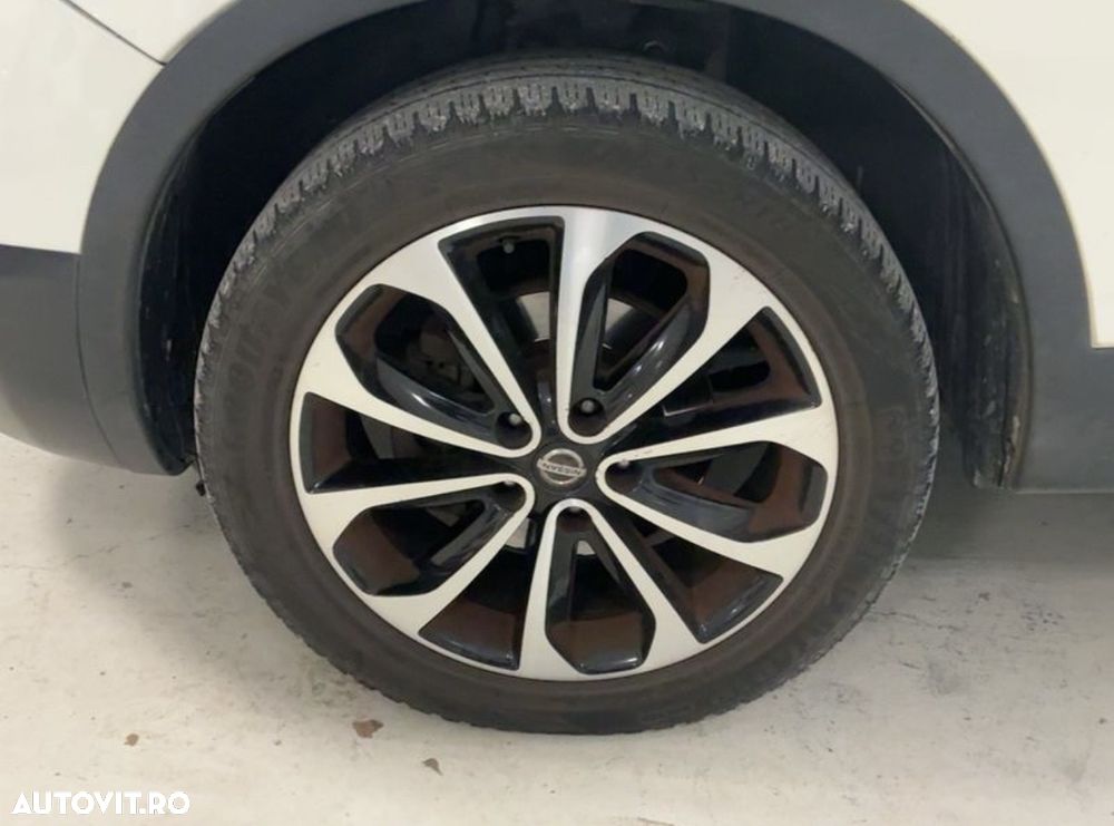 Nissan Qashqai 2.0 dCi DPF 4x4 Aut I-Way - 12