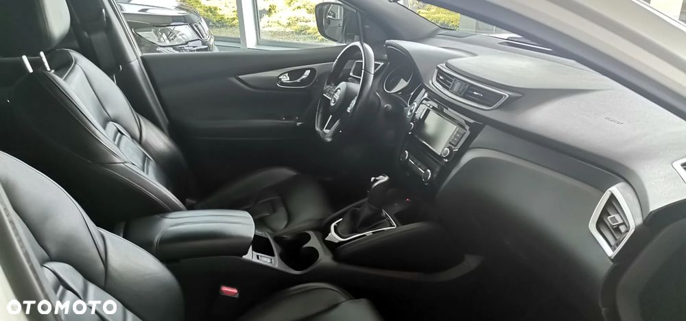 Nissan Qashqai 1.3 DIG-T Tekna+ DCT - 18
