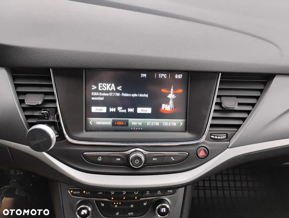 Opel Astra 1.4 T Dynamic S&S - 15