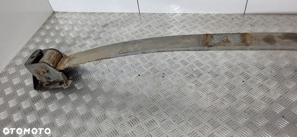 Opel Movano B Resor Pióro Tył - 9