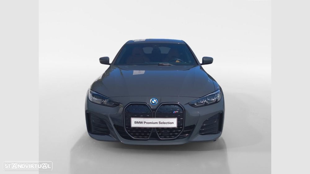 BMW i4 eDrive35 Pack Desportivo M - 3