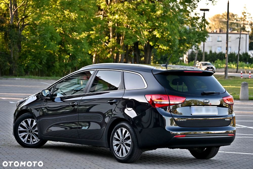 Kia Ceed 1.6 GDI ISG Spirit - 21