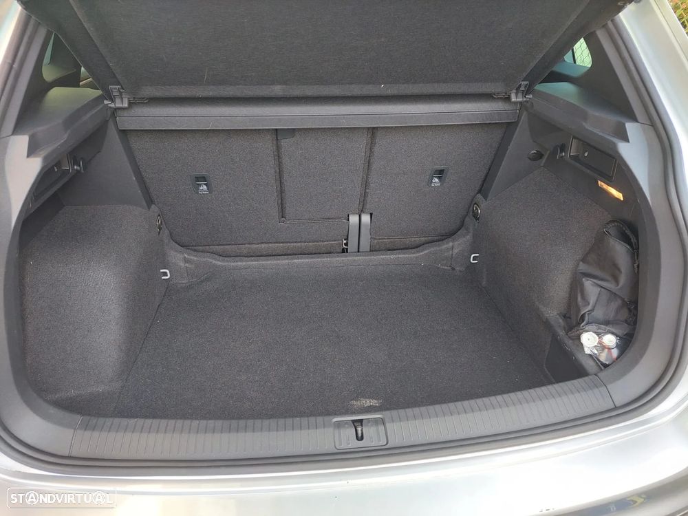 VW Tiguan 2.0 TDI R-Line DSG - 16