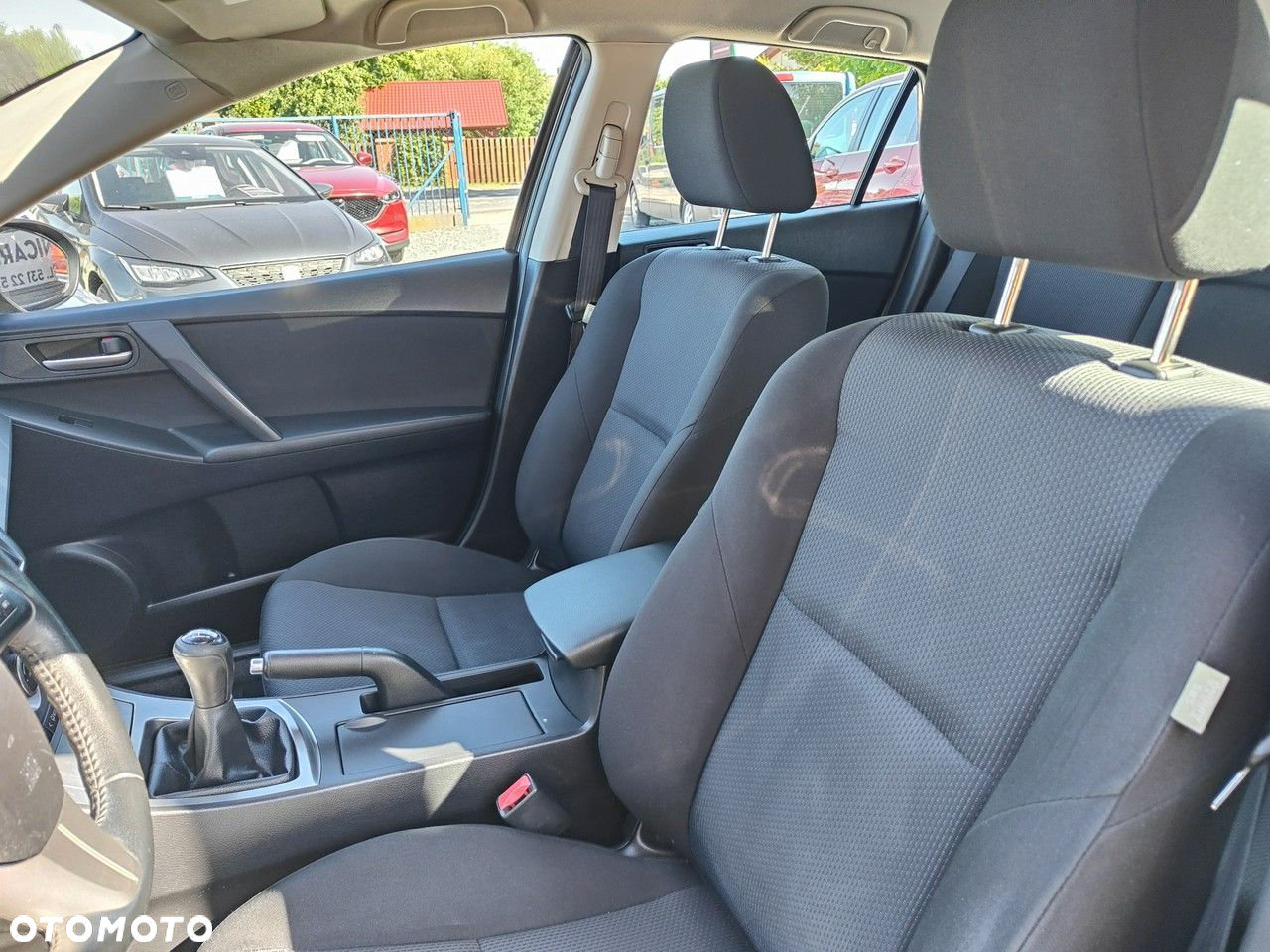 Mazda 3 - 13