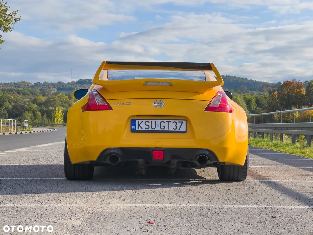 Nissan 370 Z Standard - 7
