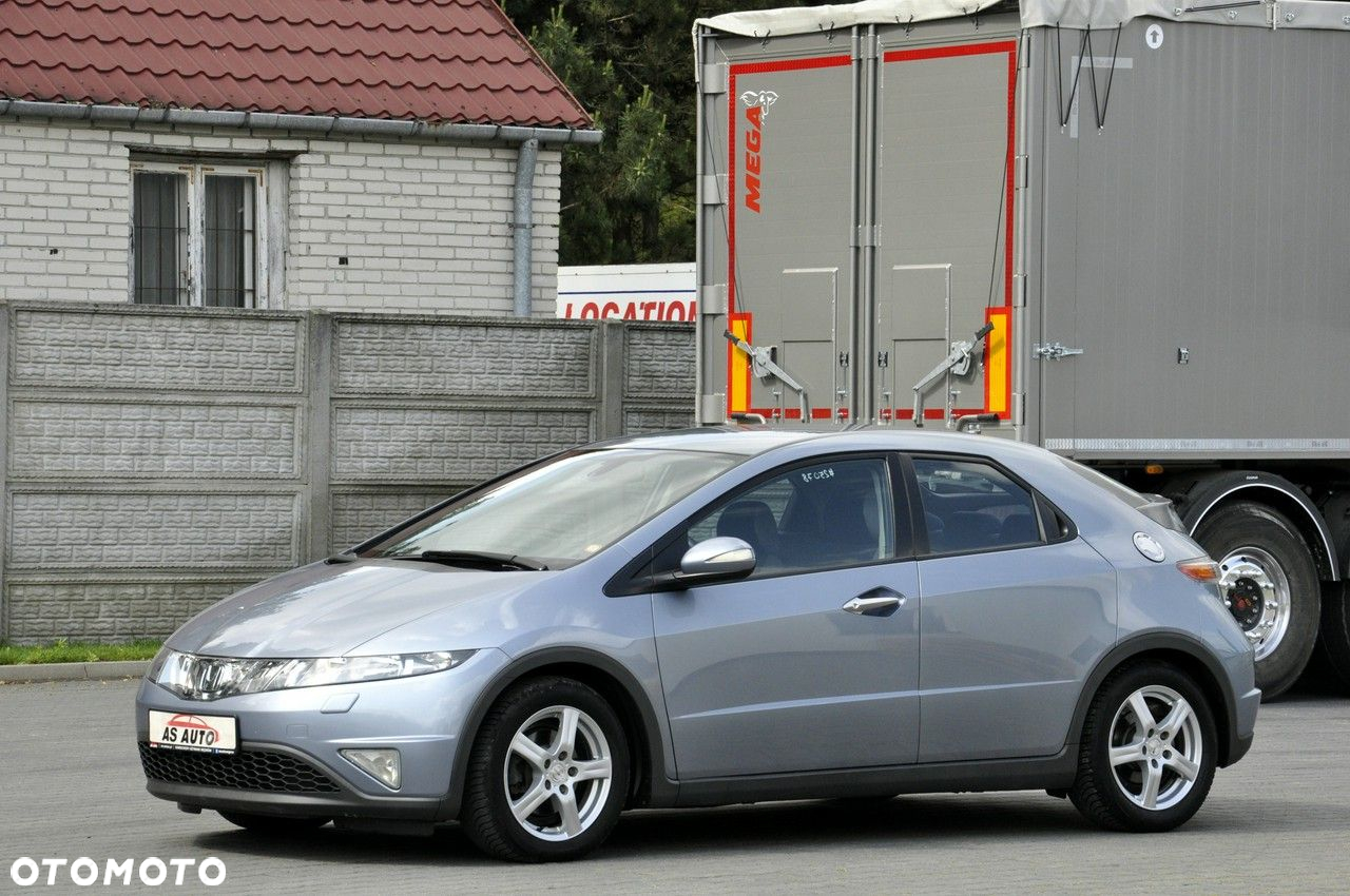 Honda Civic 1.8i-VTEC Automatik Sport - 23