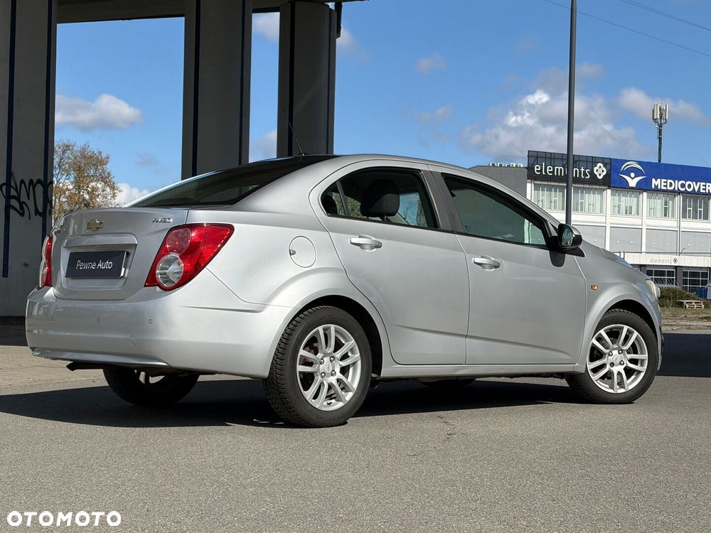Chevrolet Aveo - 13
