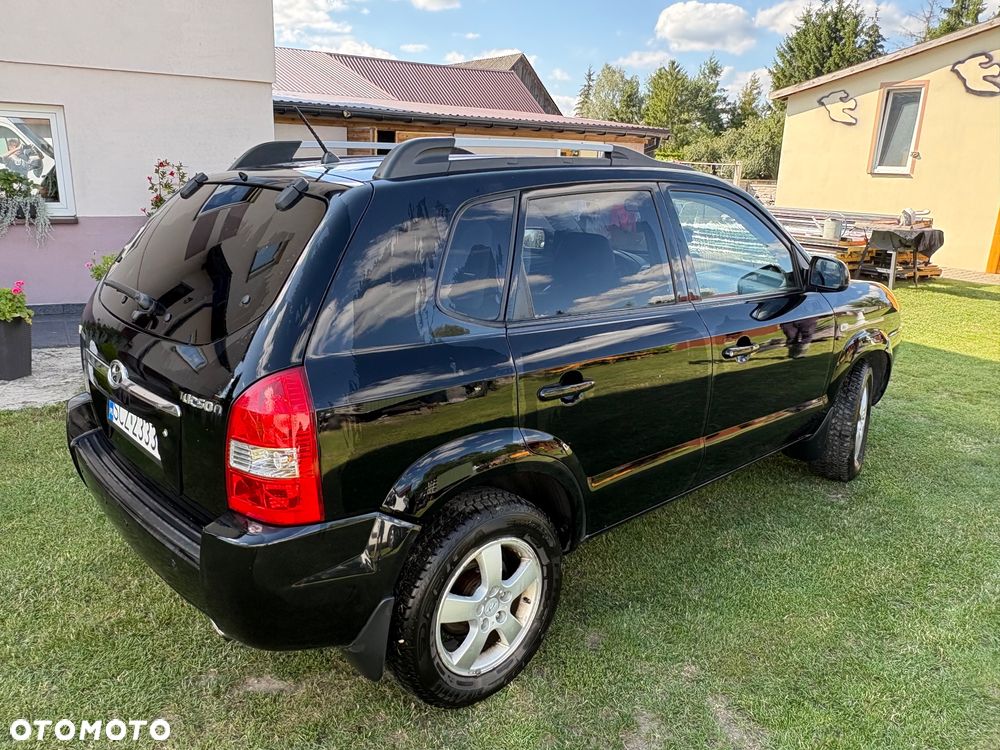 Hyundai Tucson 2.0 Comfort 2WD - 5