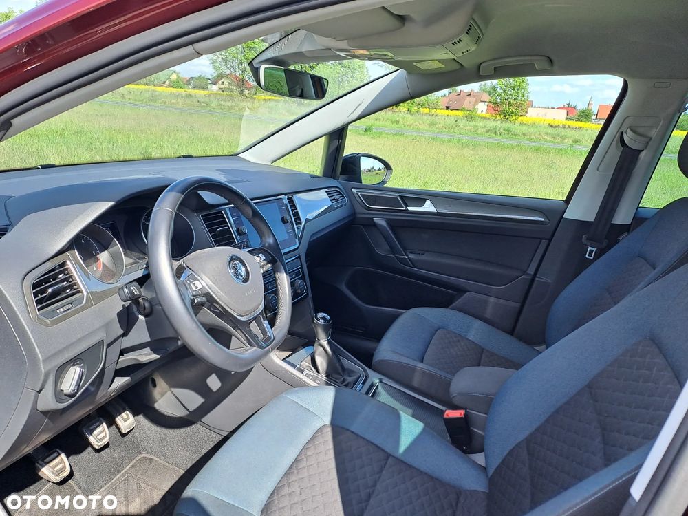 Volkswagen Golf 1.6 TDI BMT IQ Drive - 8