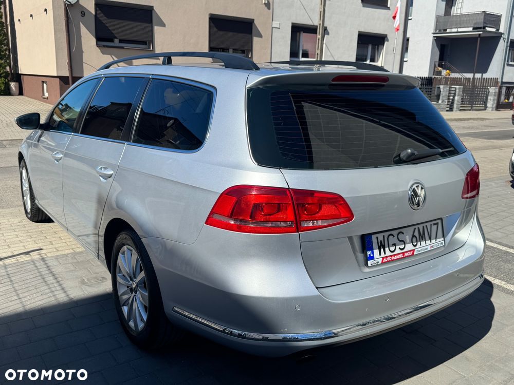 Volkswagen Passat 1.6 TDI Comfortline - 17