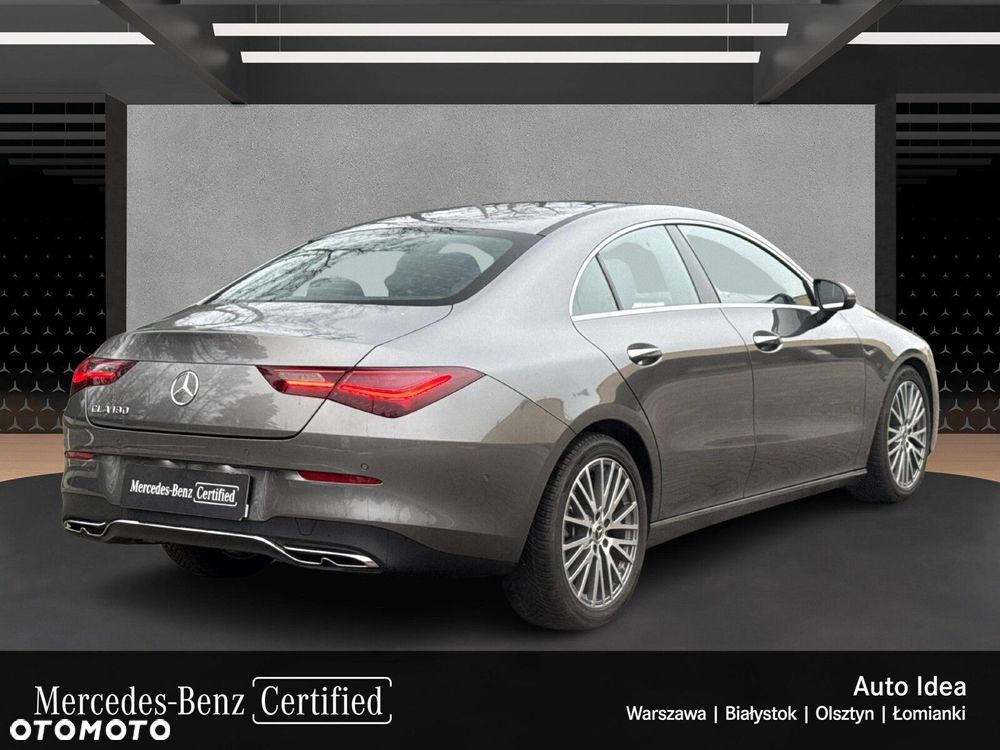 Mercedes-Benz CLA 180 Progressive 7G-DCT - 4