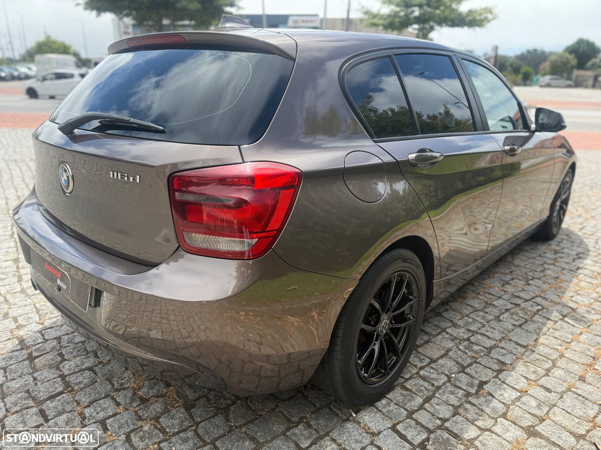 BMW 116 d EDynamics Line Urban - 8