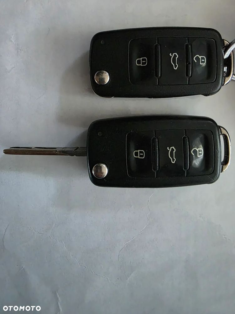 Skoda Octavia 1.6 IMPULS EDITION - 18