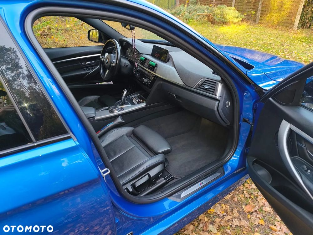 BMW Seria 3 320d Touring Edition M Sport Shadow - 17