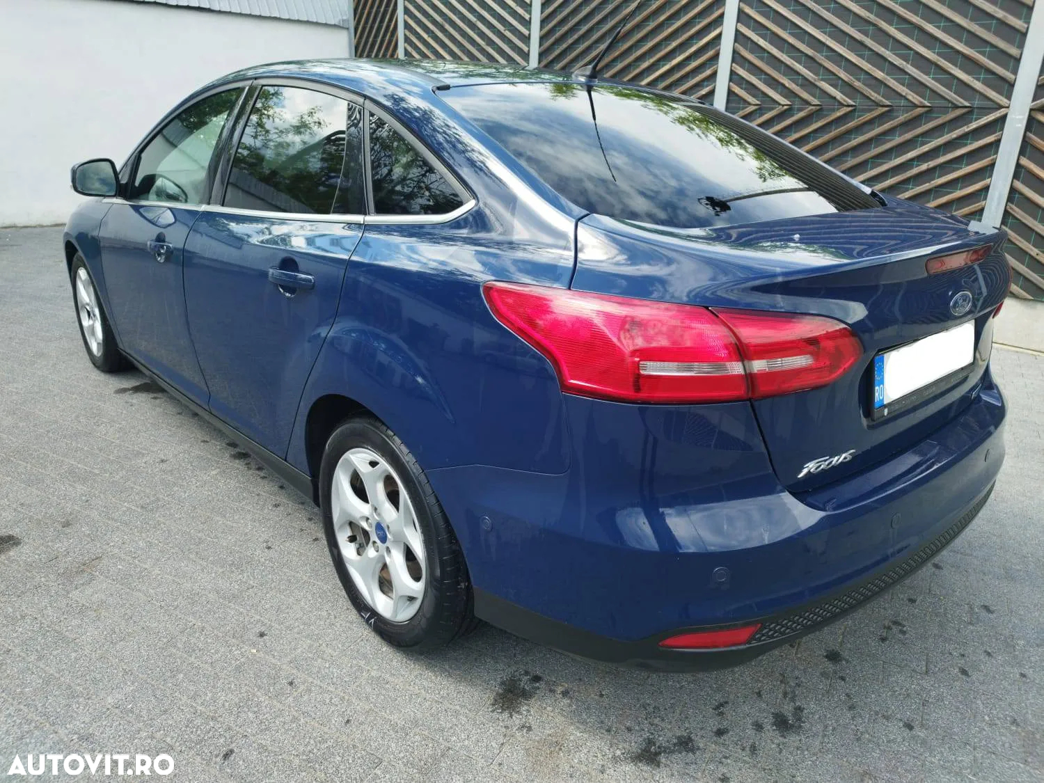 Ford Focus 1.0 EcoBoost Start Stop Titanium - 3