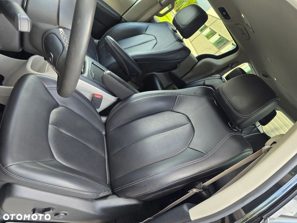 Chrysler Pacifica - 24