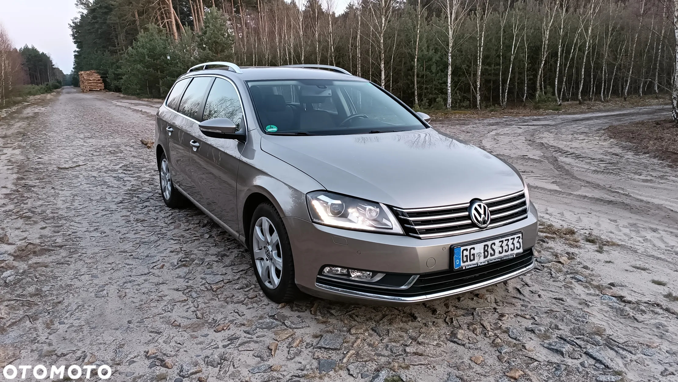 Volkswagen Passat 2.0 TDI Comfortline - 4