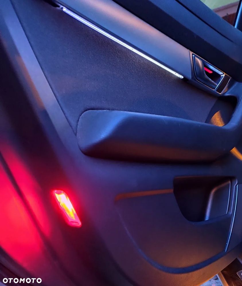 Audi A6 Avant 2.0 TDI DPF - 7