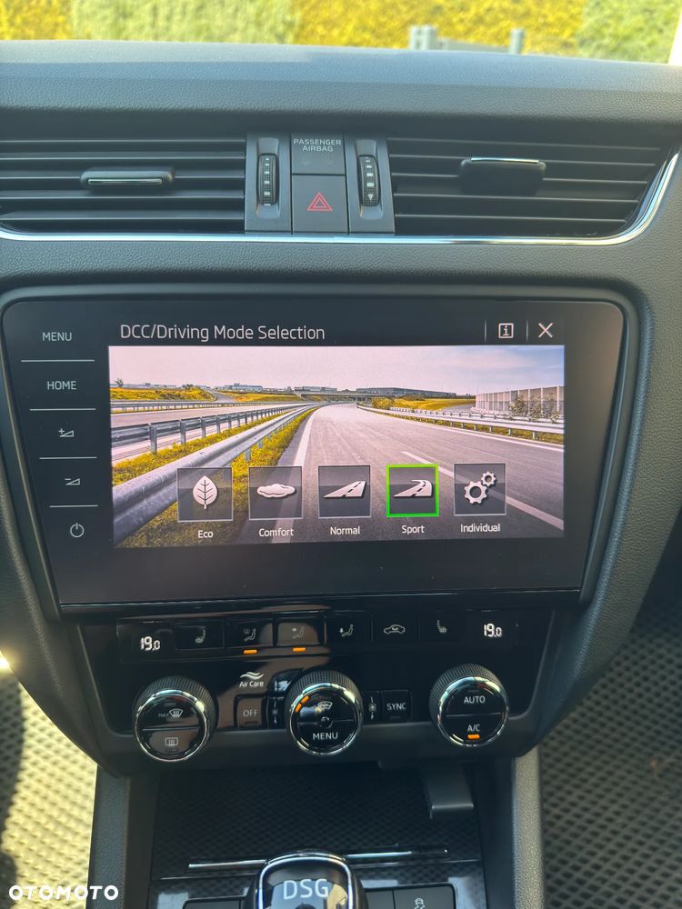 Skoda Octavia 2.0 TDI 4x4 DSG RS - 12