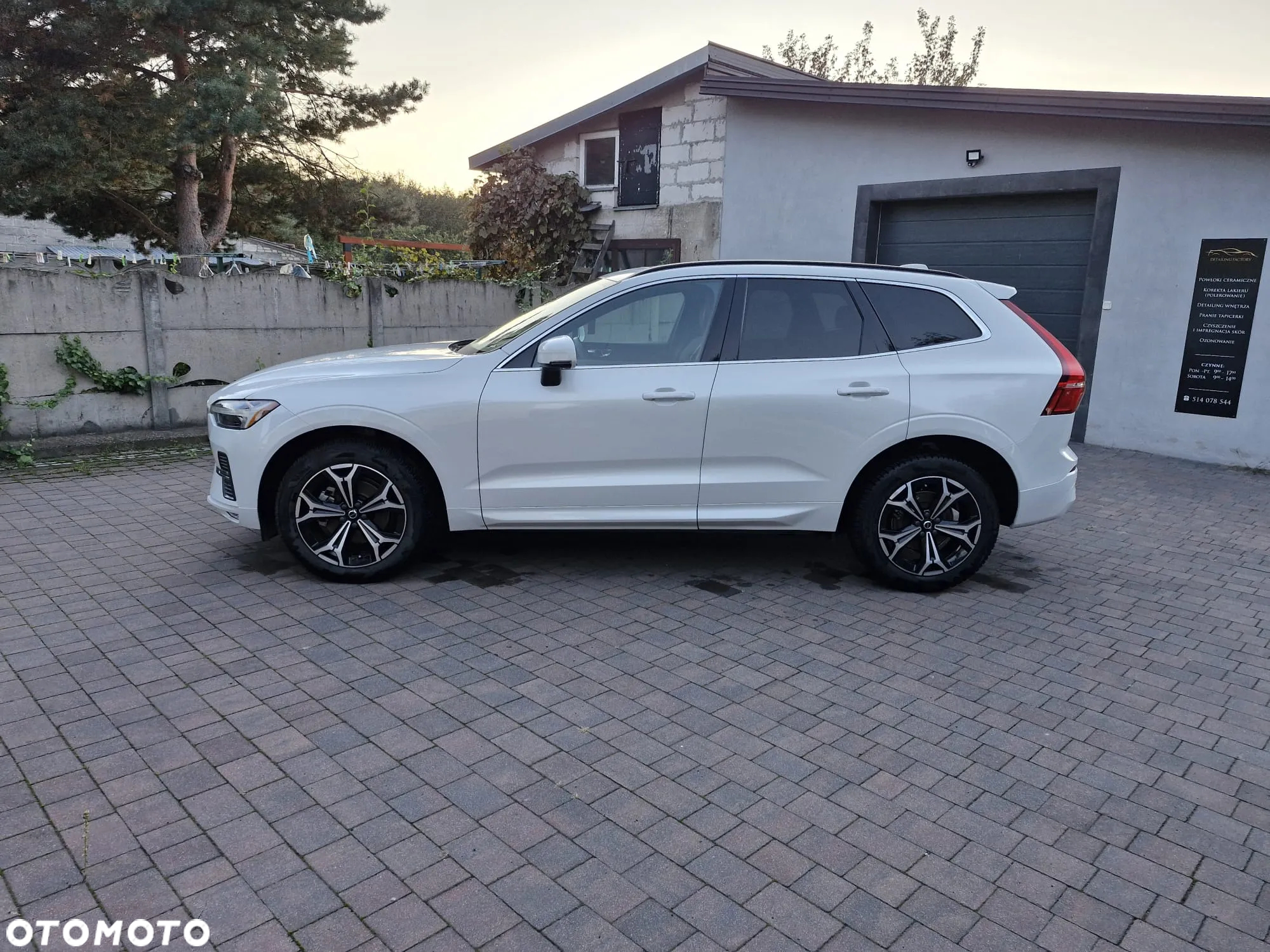 Volvo XC 60 T5 AWD Momentum - 3