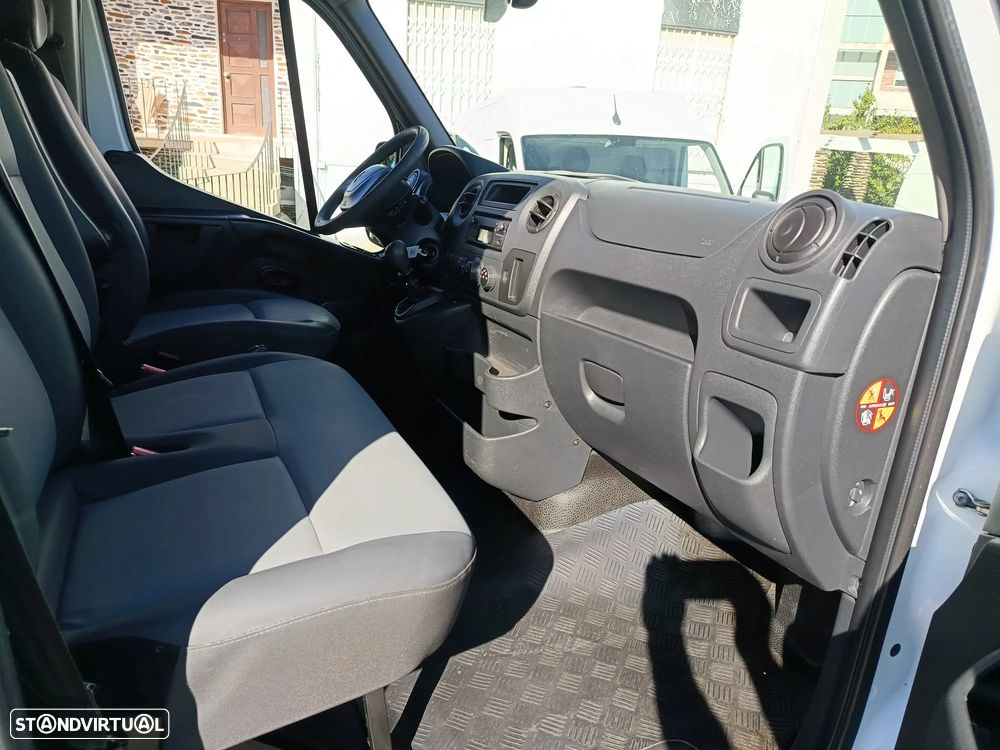 Renault Master 2.3 DCI L2H2 c/AC - 6