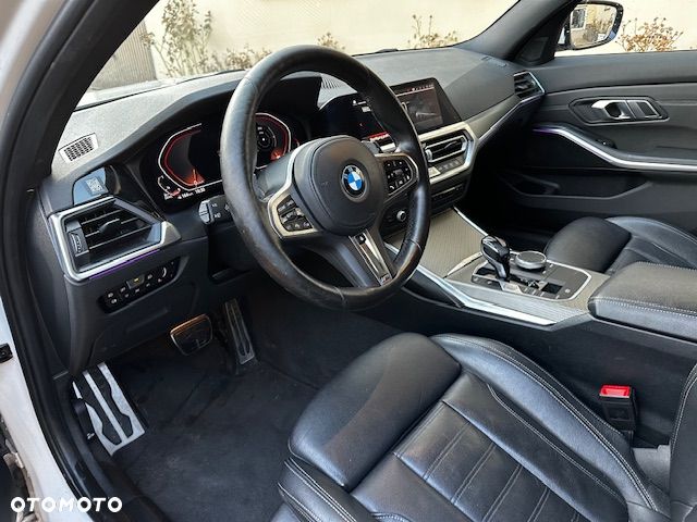 BMW Seria 3 320d xDrive Edition M Sport Shadow - 10