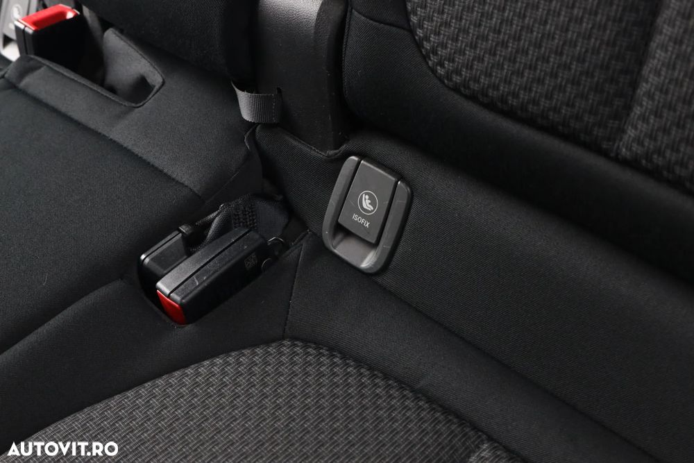 BMW Seria 2 218d Aut. - 25