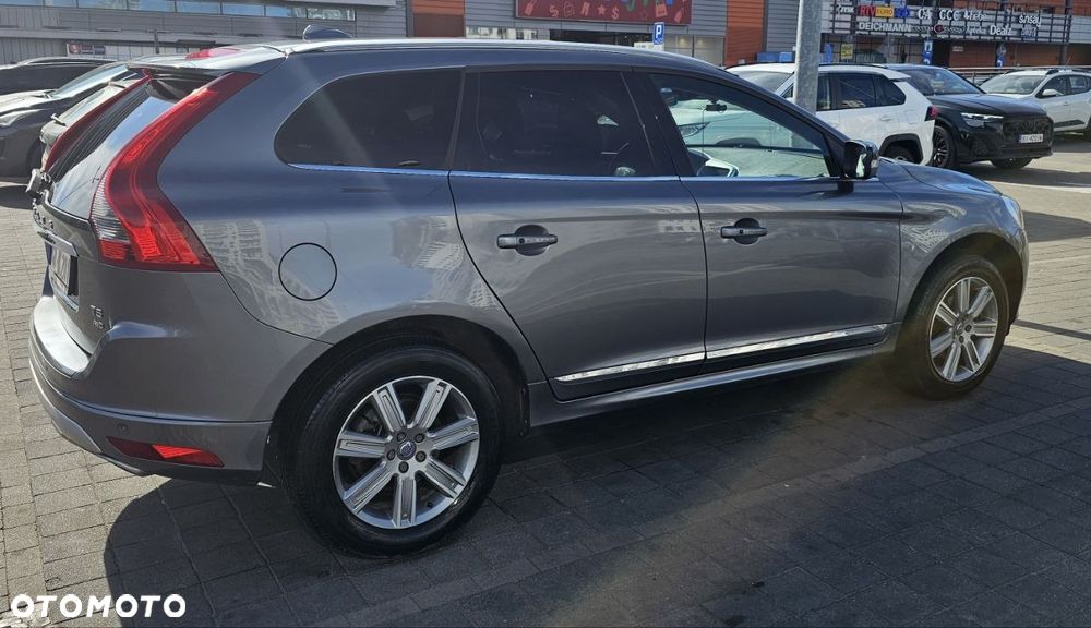 Volvo XC 60 T5 AWD Drive-E Summum - 6