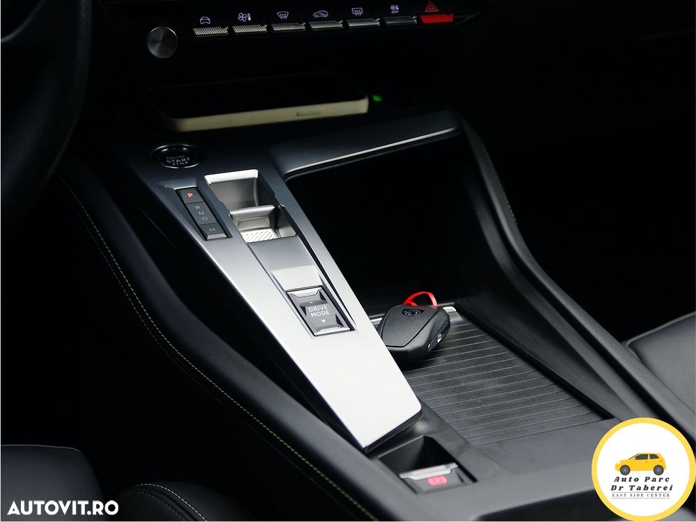 Peugeot 308 PureTech 130 GPF EAT8 Stop & Start Allure Business-Paket - 33