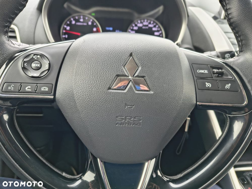 Mitsubishi Eclipse Cross - 13