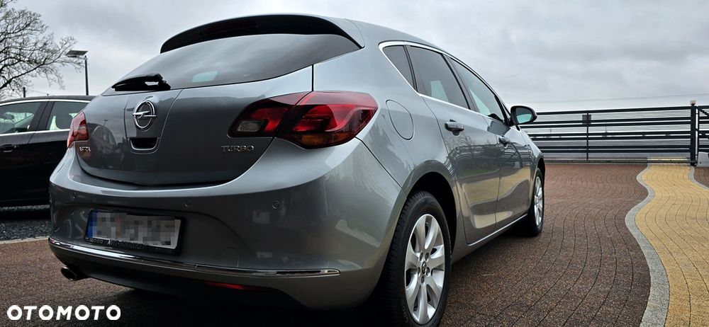 Opel Astra 1.4 T Cosmo - 3