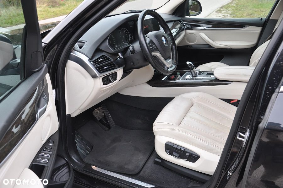 BMW X5 xDrive25d - 13