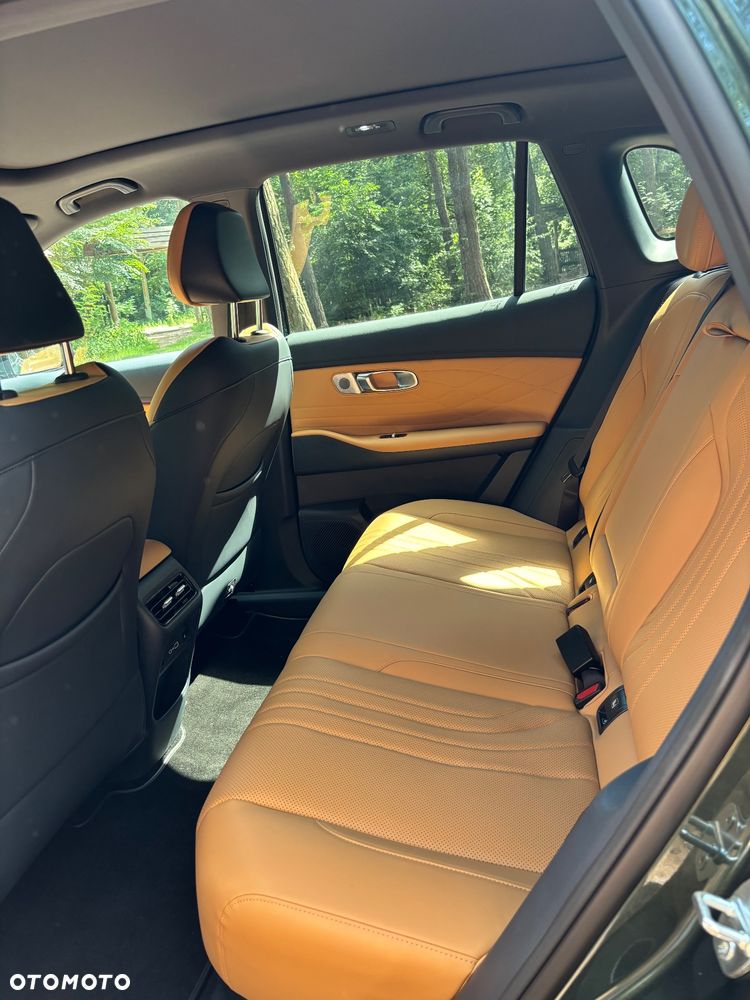 Geely Starray EM-i 1.5 PHEV Max - 11