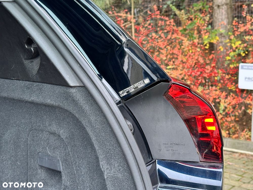 Porsche Cayenne S - 33