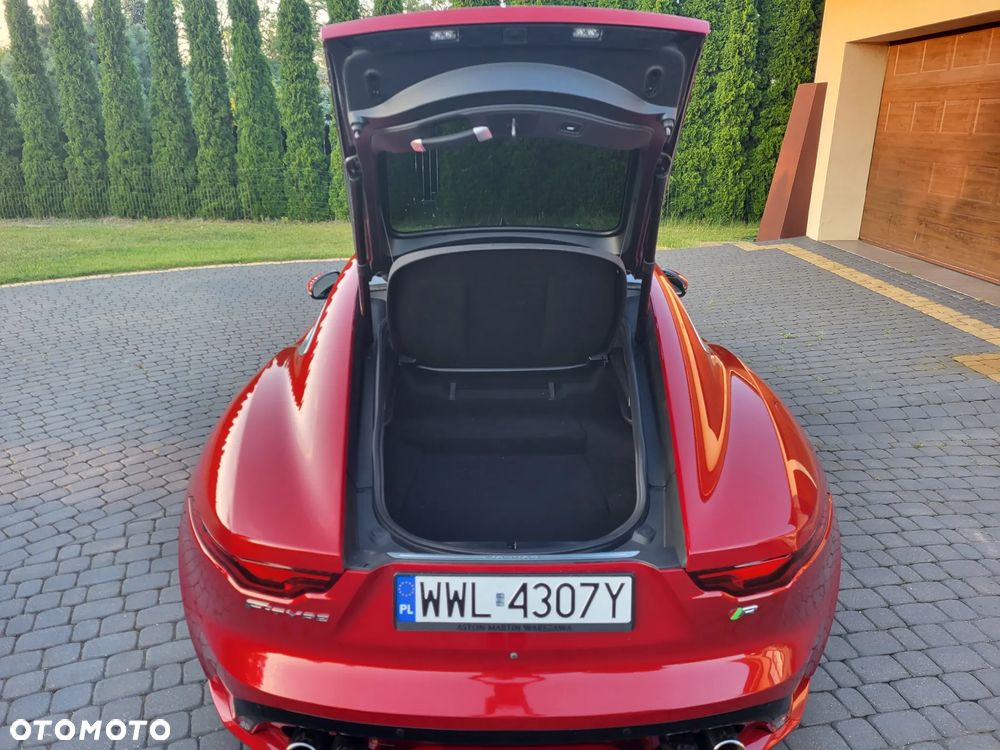 Jaguar F-Type P575 AWD R - 31