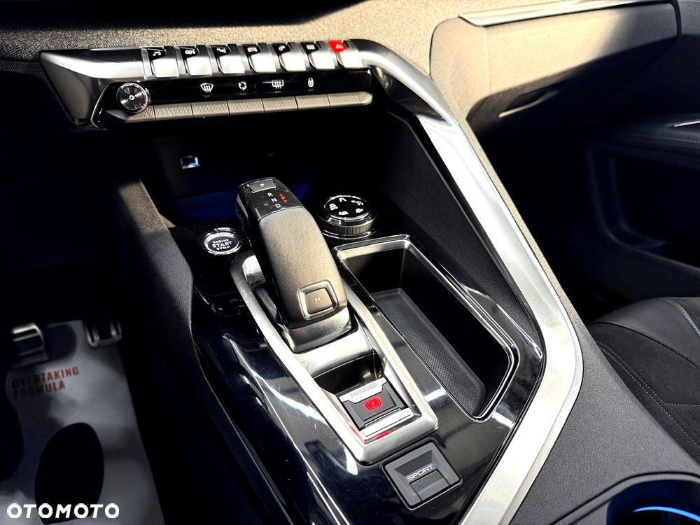 Peugeot 3008 1.5 BlueHDi Crossway S&S EAT8 - 20