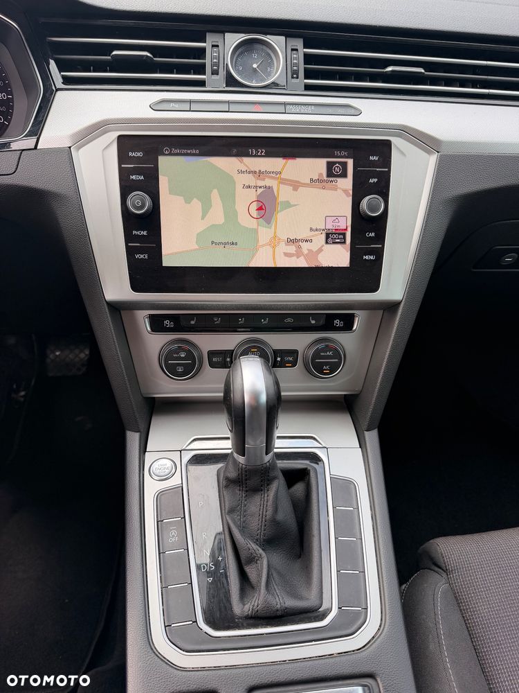 Volkswagen Passat 1.5 TSI OPF DSG Highline - 34