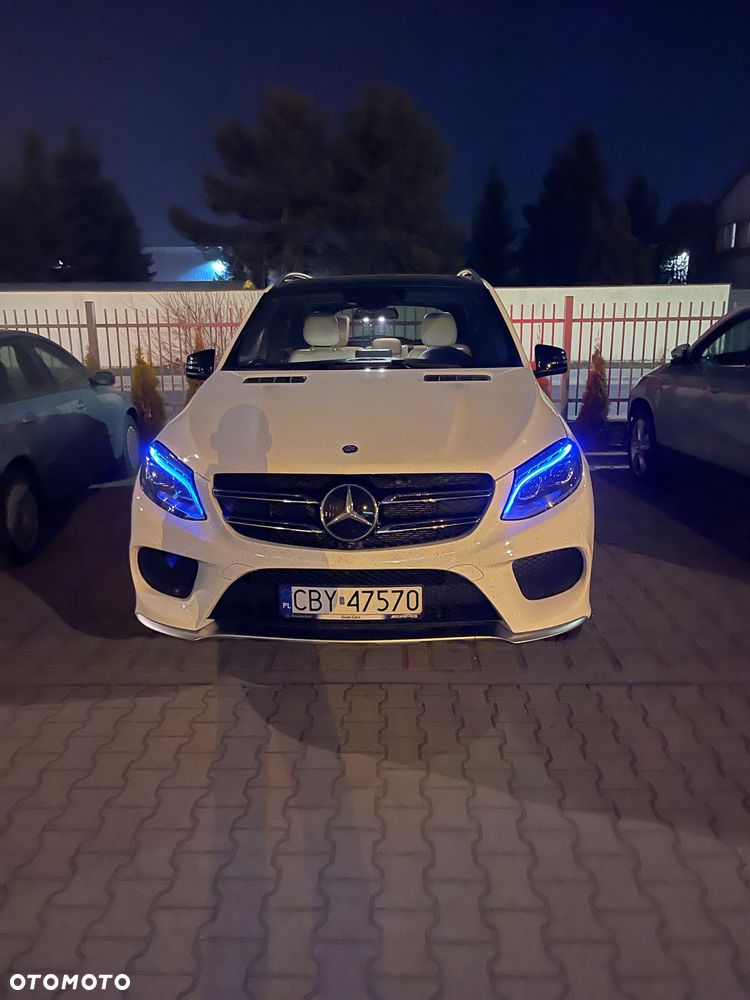 Mercedes-Benz GLE 450 AMG 4Matic 9G-TRONIC AMG Line - 23
