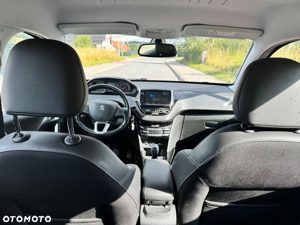Peugeot 2008 1.6 BlueHDi Style - 5