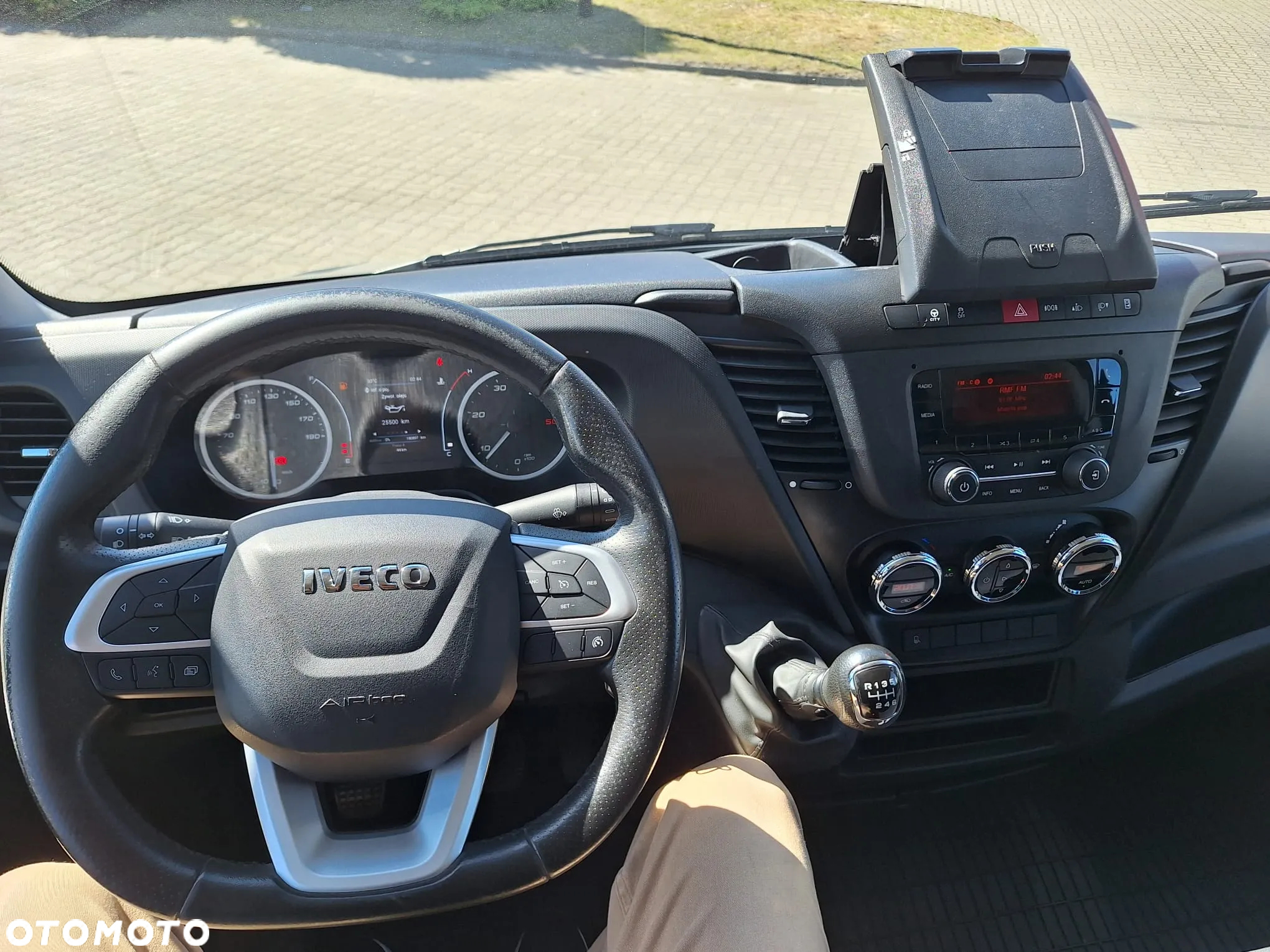 Iveco Daily 35S18 furgon maxi 16m / Krajowy / 3.0 180KM - 13