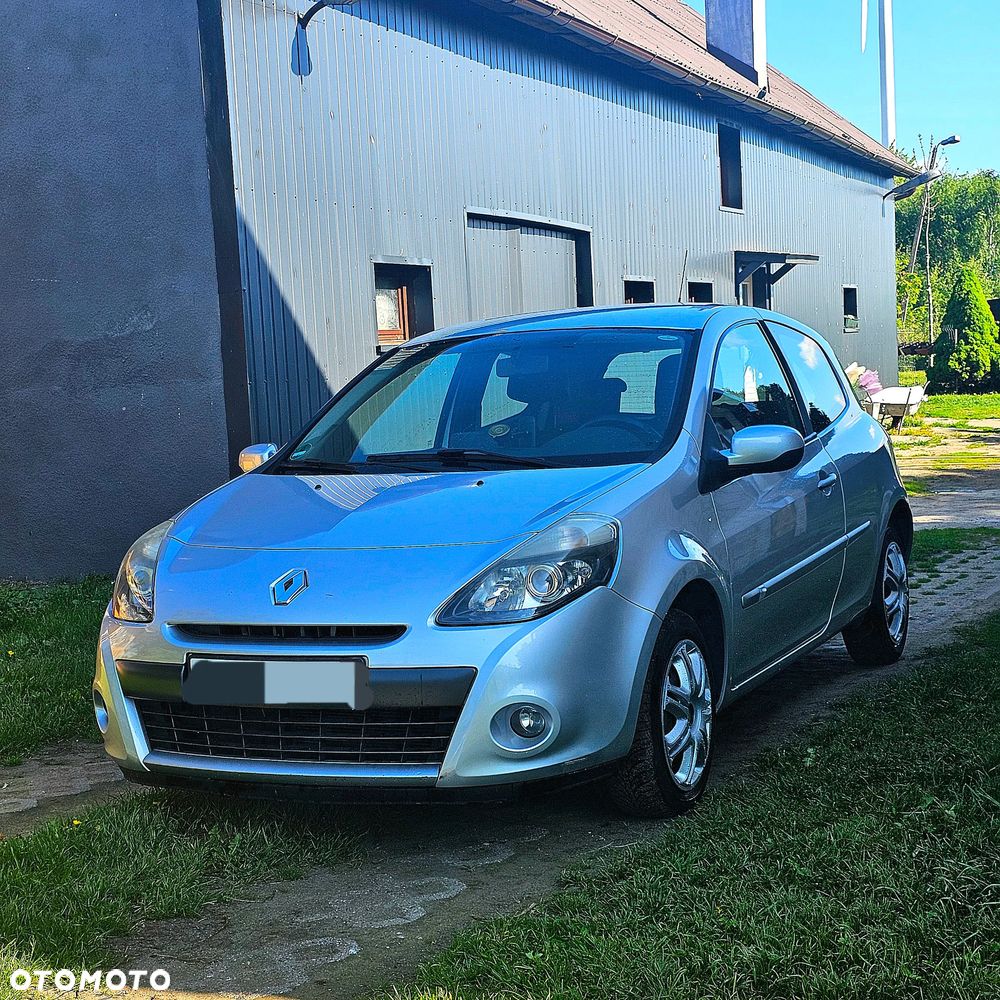 Renault Clio 1.2 16V 75 TomTom Edition - 1