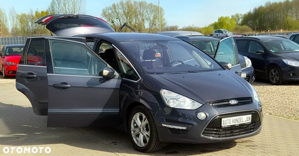 Ford S-Max - 19