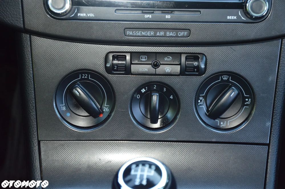 Volkswagen Passat 1.6 Trendline - 26