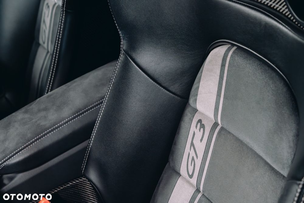 Porsche 911 - 13