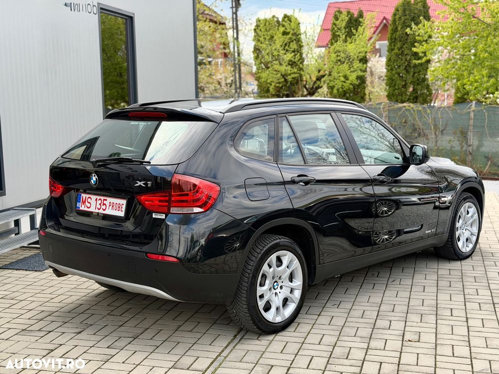 BMW X1 sDrive18d Aut. Sport Line - 2