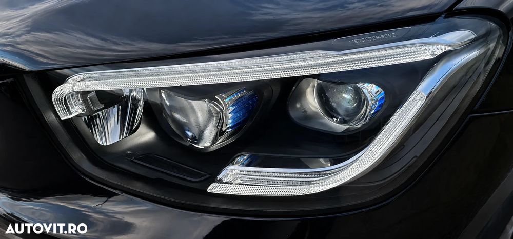 Mercedes-Benz GLC 300 de 4Matic 9G-TRONIC Exclusive - 32
