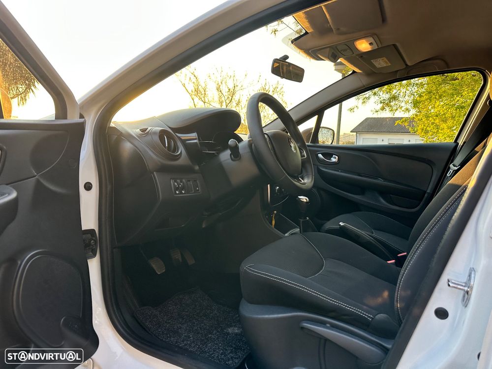 Renault Clio 1.5DCI - 13