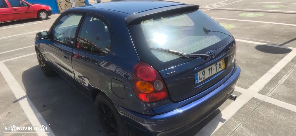 Toyota Corolla 2.0 D-4D Sol - 6
